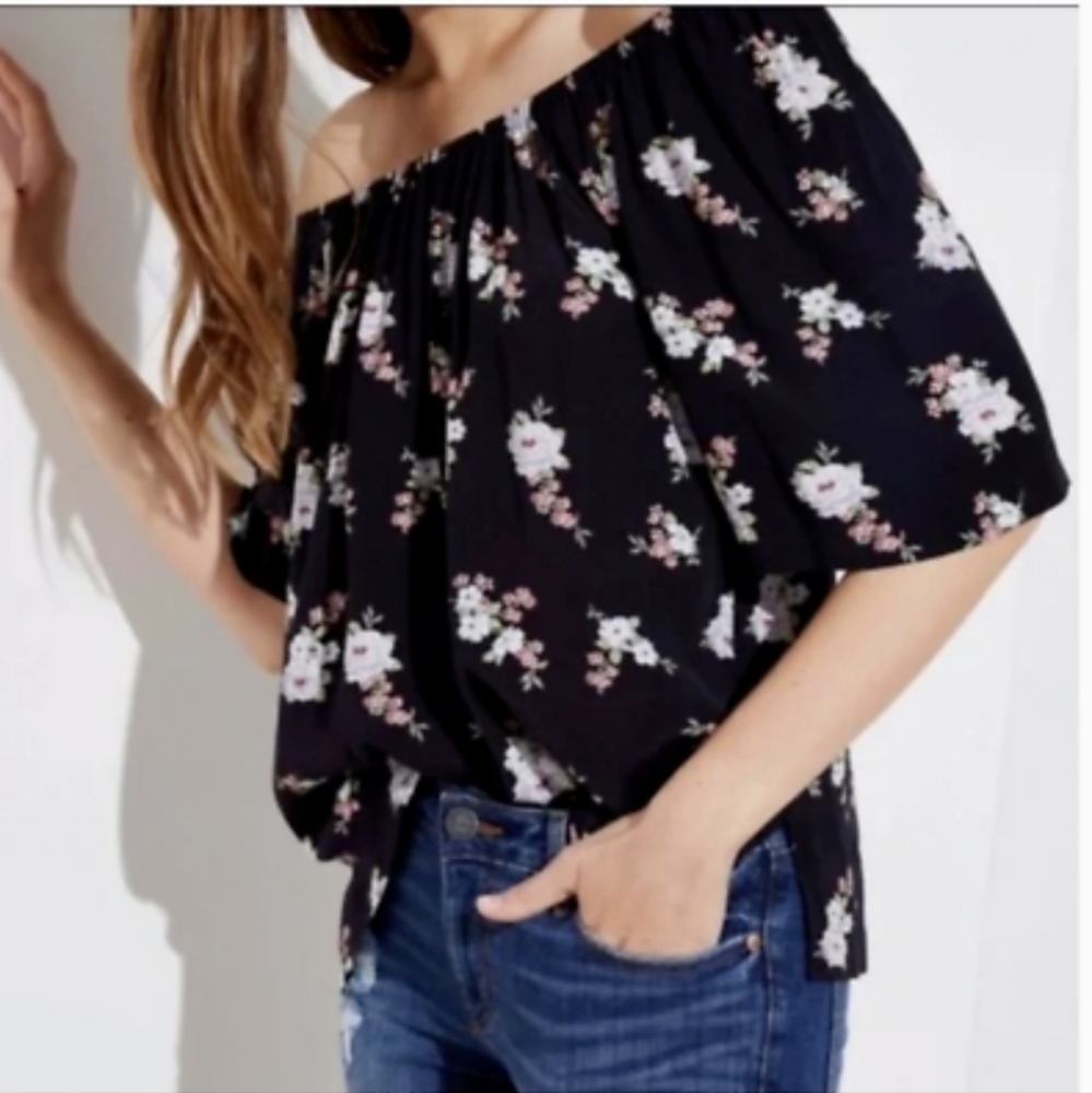 Loft Plus Size Off Shoulder Top size 24